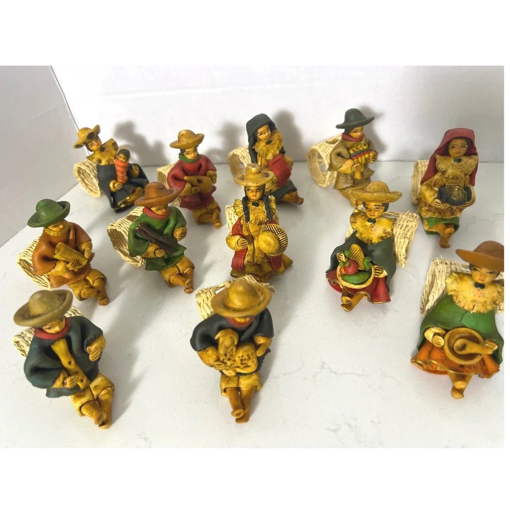 Vintage Folk Art Napkin Rings Set‎ of 12 Hand Painted Andean Woven Straw Backs